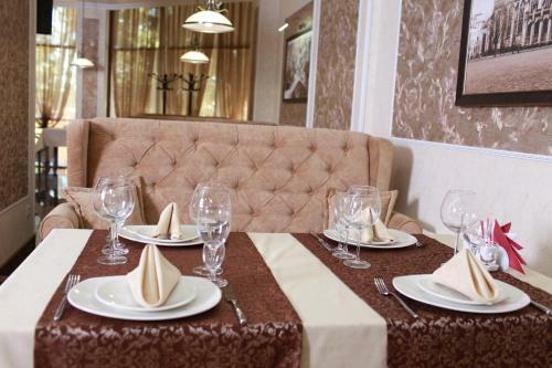 Posada Hotel Complex Bristol
