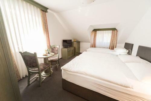 Hostal Guesthouse Haler