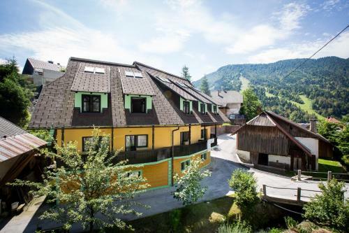 Podkoren Apartments