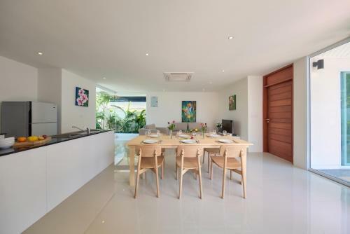 Lipa Talay See - 2 Bedroom Beach Side Villa