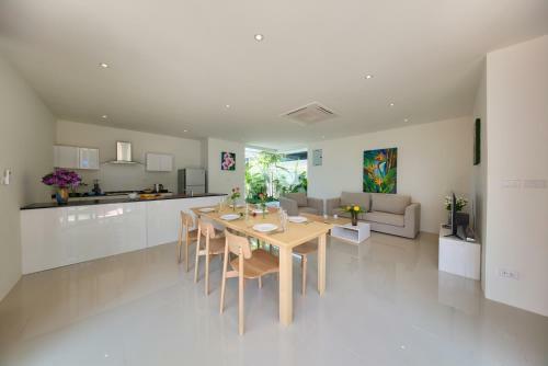 Lipa Talay See - 2 Bedroom Beach Side Villa