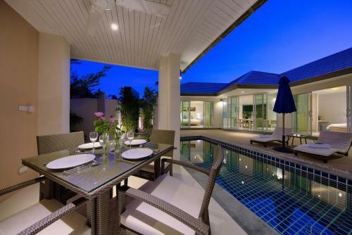 Lipa Talay See - 2 Bedroom Beach Side Villa