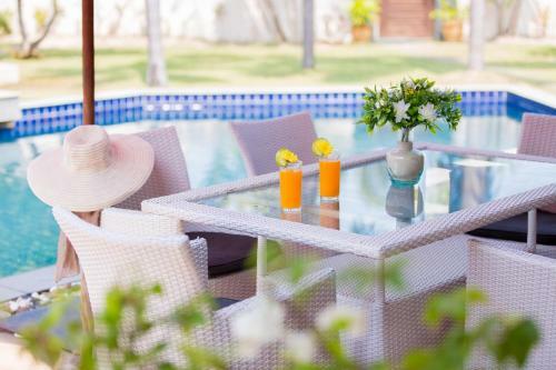 Lipa Talay Neung - 3 Bedroom Beach Side Villa