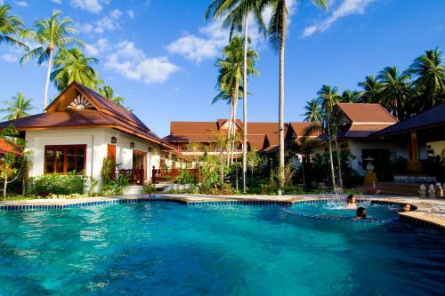 Hotel Kanok Buri Resort And Spa