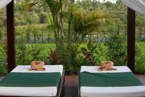 Hotel Kanok Buri Resort And Spa