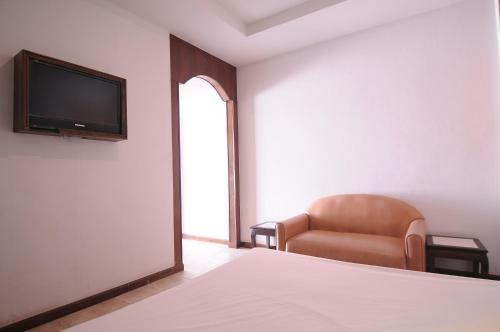 Hostal Paradise Inn And Dining