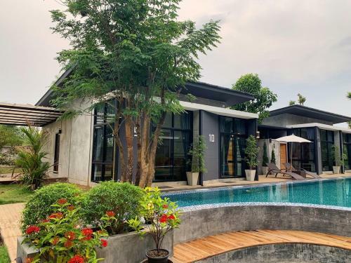 Hotel Baan Suan Leelawadee Resort Nan