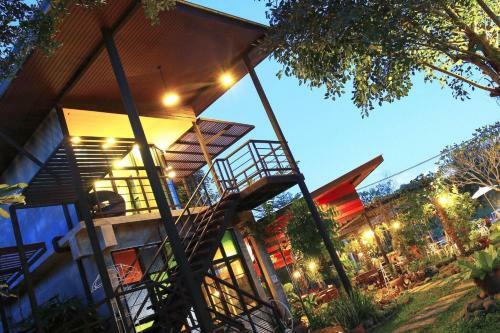Hotel Baan Suan Leelawadee Resort Nan