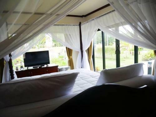 Hotel Tinna Resort