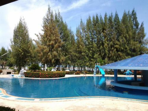 Hotel Cha-am Royal Beach