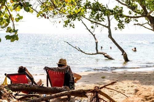 Hotel Koh Mak Ao Kao White Sand Beach