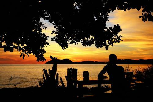 Hotel Koh Mak Ao Kao White Sand Beach