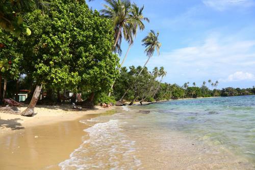 Hotel Koh Mak Ao Kao White Sand Beach