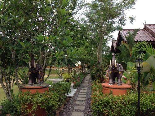 Hostal Panpim Resort