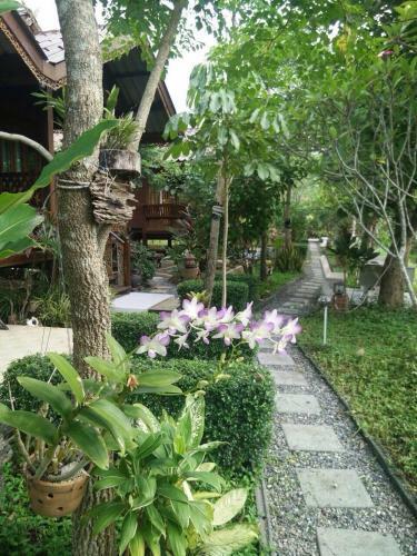 Hostal Panpim Resort