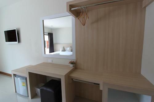 Hotel At Muang Ploy Resort
