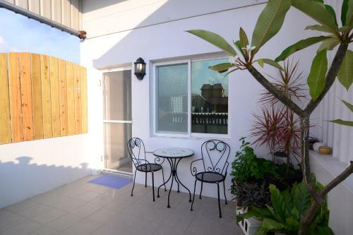 Os Homestay
