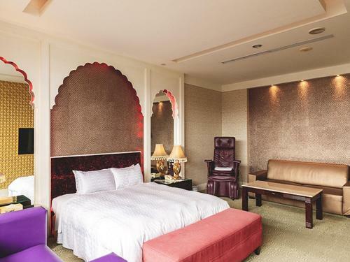 Qin Hai Motel