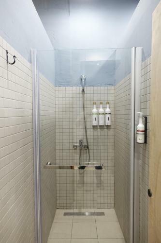 Cao Ji Book Inn Hostel
