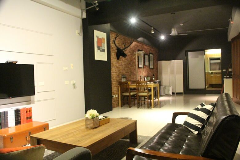 Hostal Huzi Room