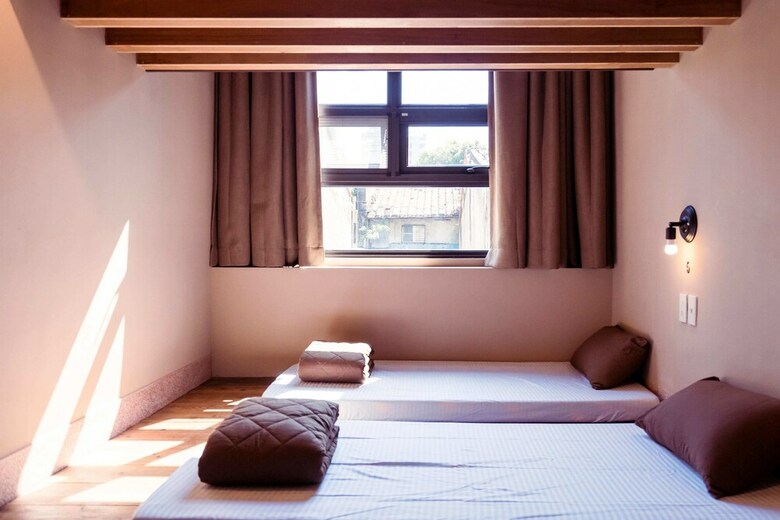 Local Backpacker Hostel