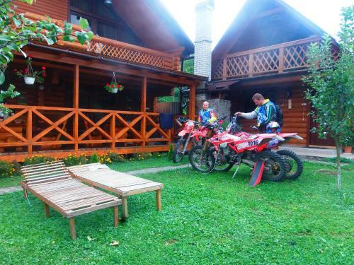 Lodge Guest House Family Green