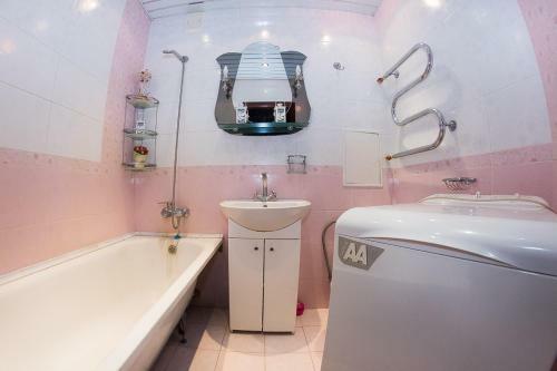 Apartamento 2 Room In Centre On Troitskaya 3 Floor