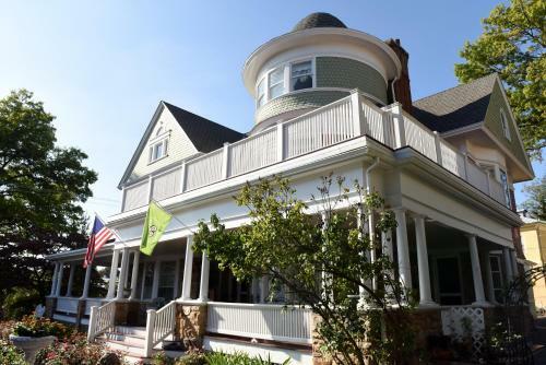 Berkeley House Bed & Breakfast