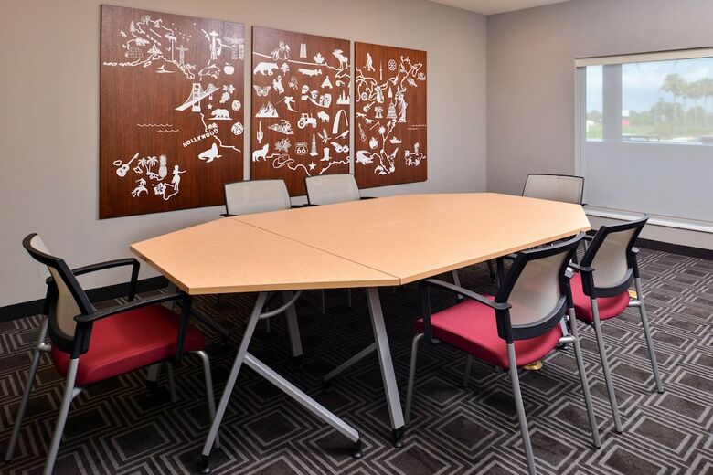 Hotel Towneplace Suites By Marriott Laplace
