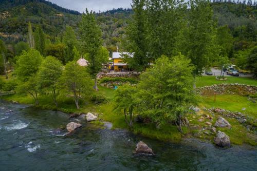 Hotel Strawhouse Resorts