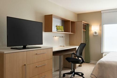 Hotel Home2 Suites By Hilton Milwaukee Brookfield