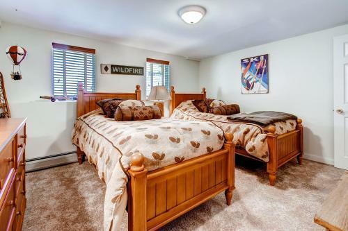 Sunrise Mountain Village - Ski-in/out Community