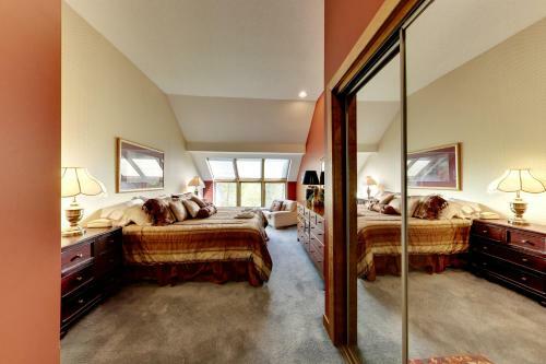 Sunrise Mountain Village - Ski-in/out Community