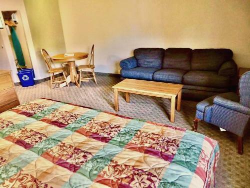 Hotel Country Inn Deerwood