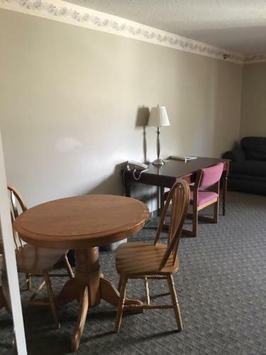 Hotel Country Inn Deerwood
