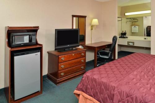 Hotel America's Best Value Inn & Suites