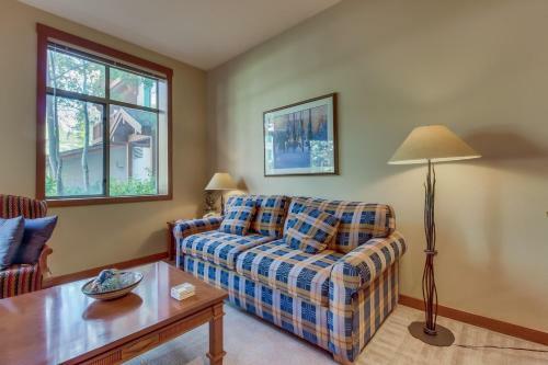 Powderhorn Lodge 107: Columbine Suite