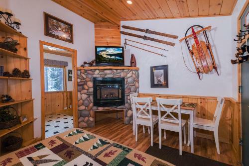 Bed & Breakfast Fireside Lodge