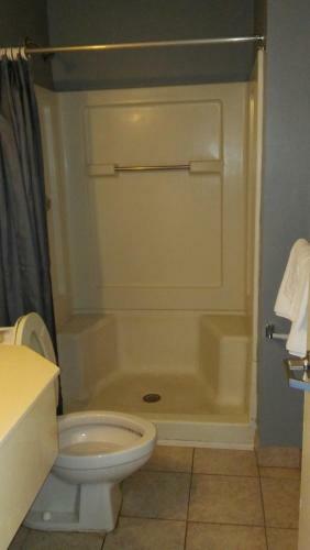Motel Budgetel Inn & Suites-birmingham East