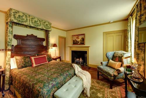 Bed & Breakfast Inn By The Bandstand