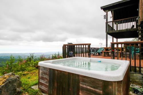 Port Angeles Blue Mountain Lodge With Bunkhouse