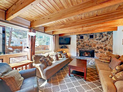 3689 Spruce Ave Home