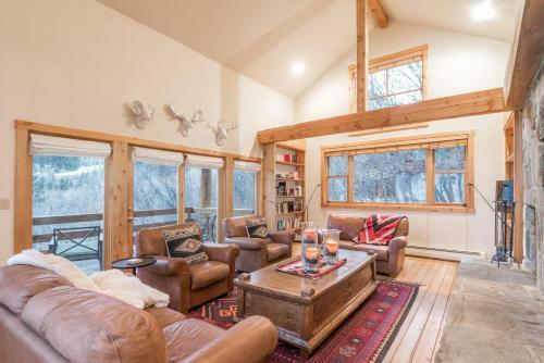 Skydance Cabin