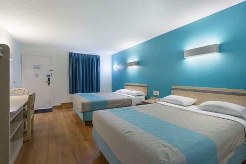 Hotel Motel 6 Brownsville Bells