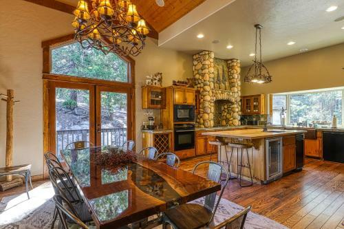 Rocky Pines Lodge