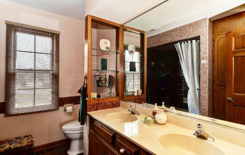 Arborhouse **** Naperville-lisle