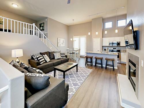 Apartamento 15221 Clubgate Drive Condo Unit 2104