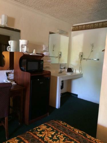 Townhouse Motel