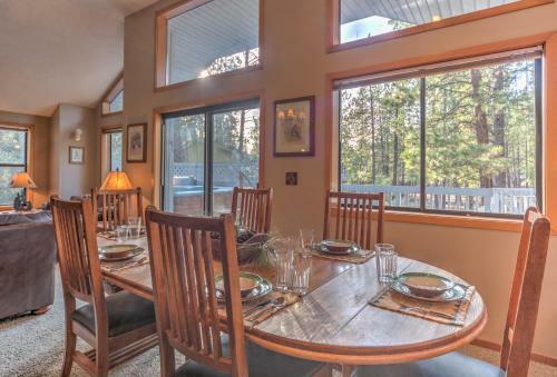 Deer Lane 11 By Village Properties At Sunriver