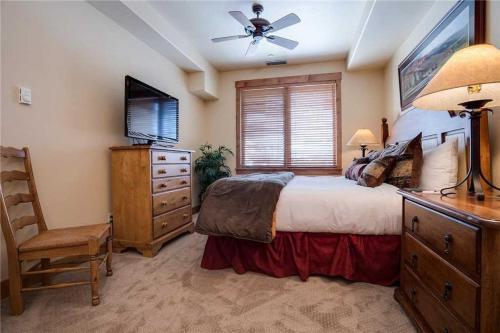 2306 Timberline Lodge, Trappeur's Crossing